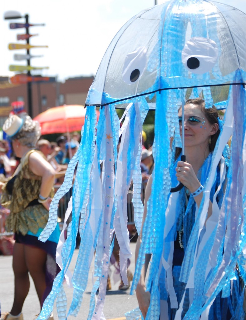 jelly-umbrella-mermaid-parade