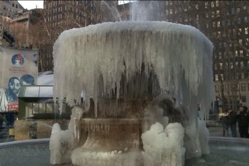 frozen-fountain-bryant-park-Broke-Ass-Stuart-NYC